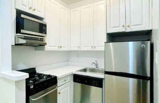 121 E 89th St photos photos