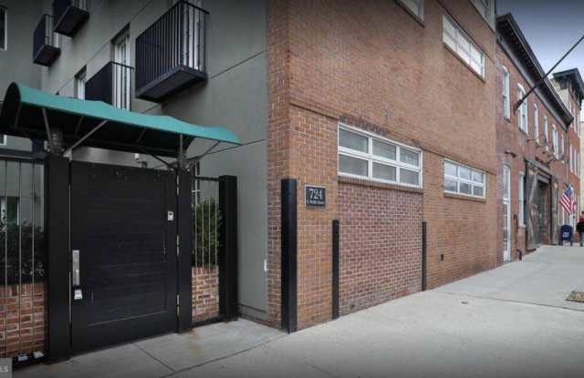724 WOLFE ST S #1B - 724 S Wolfe St, Baltimore, MD 21231