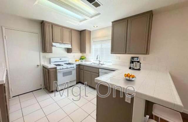 6001 Kendrick Dr. Gallery 3