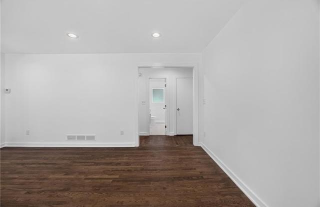 700 Ferris Street SW Gallery 4