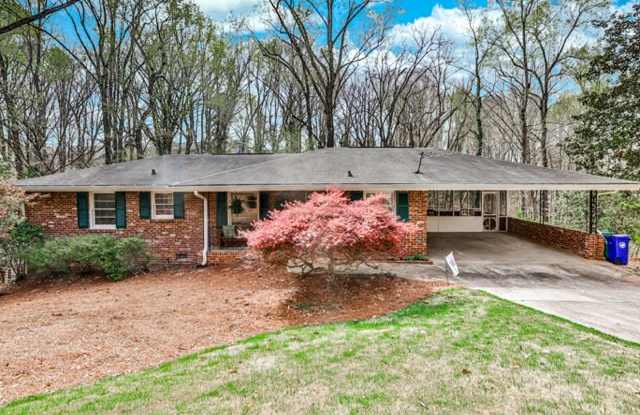 1277 Chaucer Lane Northeast photos photos