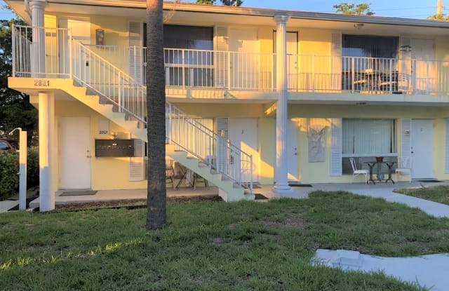 2801 NE 49 Street Unit #4 - 2801 NE 49th St, Fort Lauderdale, FL 33308