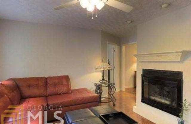 309 Marble Ct Gallery 2