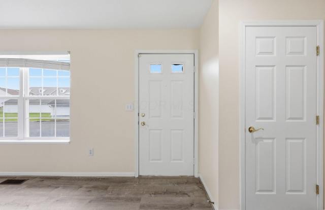 1075 Shady Lake Drive Gallery 4