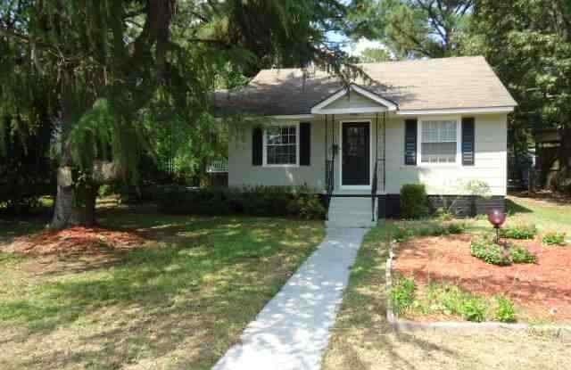 5 Bayshore Boulevard - 5 E Bayshore Blvd, Jacksonville, NC 28540