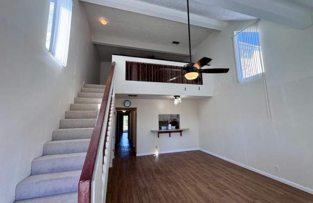 634 Gulf Aire Dr Gallery 2