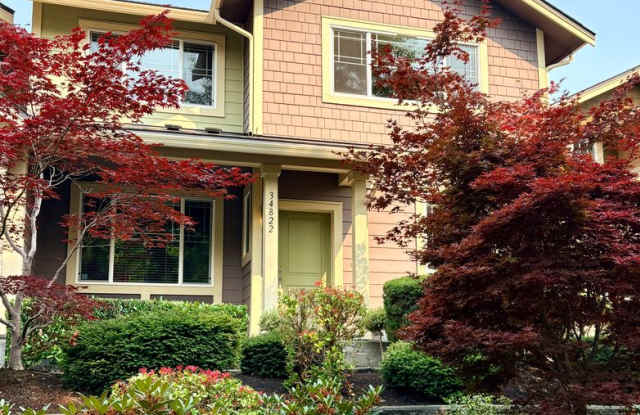 Vibrant 3 Bedroom in Coveted Snoqualmie Ridge! photos photos