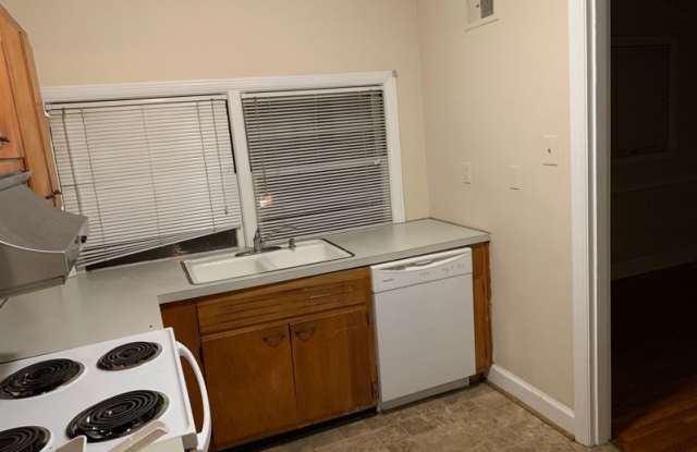 175 Sioux Rd. Gallery 4