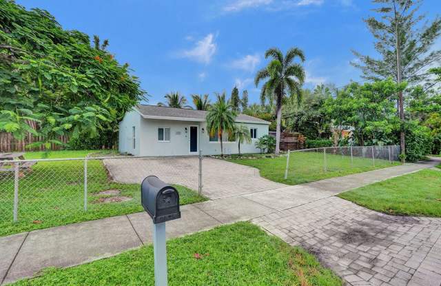 Gorgeous New 3 bedroom 2 bath - one Story home in Oakland Park photos photos