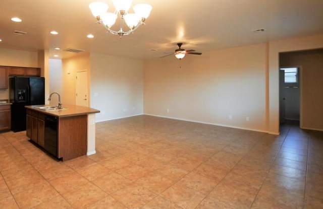 3886 South Star Canyon Drive Gallery 3