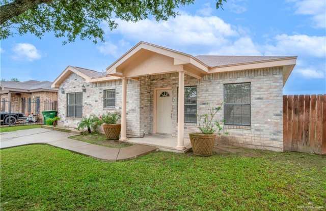 204 Jacobo Avenue - 204 Jacobo Avenue, Pharr, TX 78577
