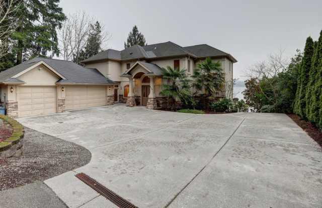 Rare Opportunity to Lease this Beautiful Home on Lake Sammamish! - 454 West Lake Sammamish Parkway Northeast, Bellevue, WA 98008