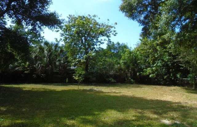 Great location Gallery 4