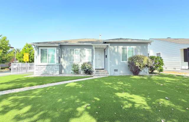 Rare North Hollywood Home with Bonus Spaces and Prime Walkable Location photos photos