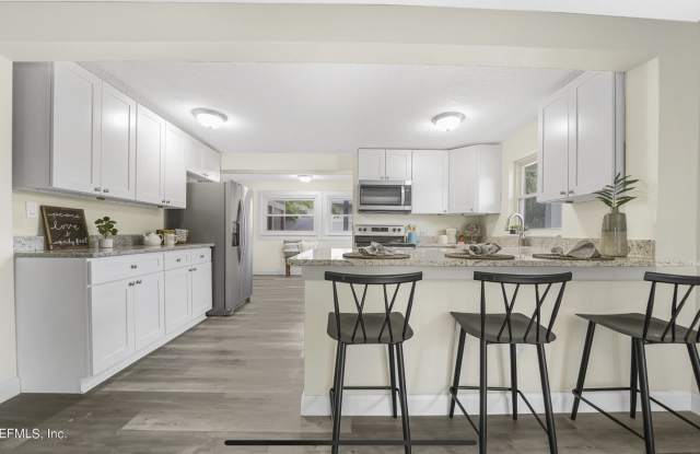 718 5th Avenue North photos photos 718 5th Avenue North photos photos