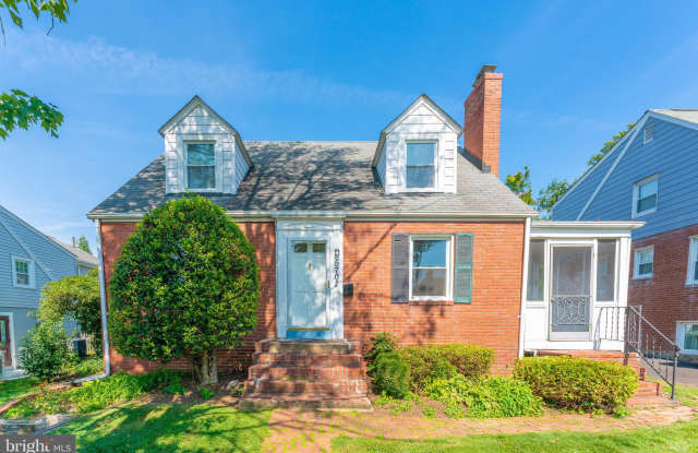 5707 25TH ROAD N - 5707 25th Road North, Arlington, VA 22207