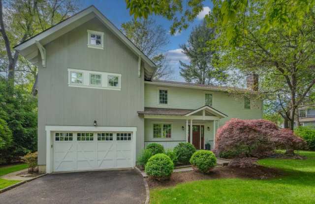192 Highland Avenue photos photos