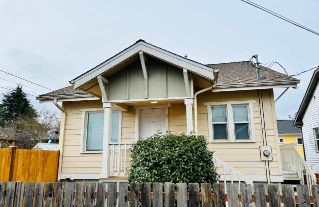 2106 Fulton Street - A photos photos