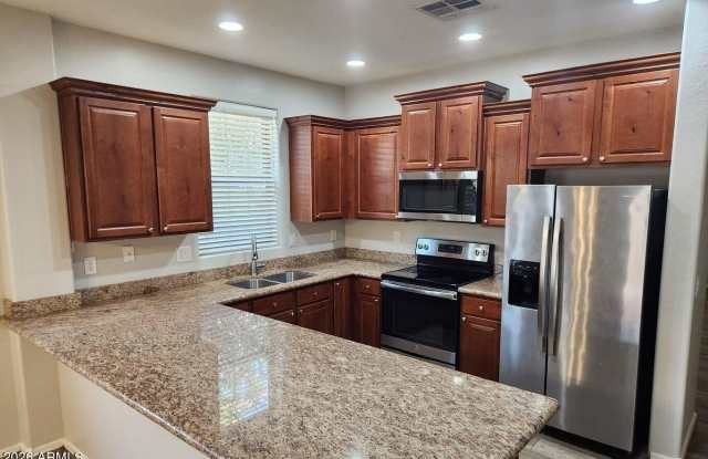 7558 W SPUR Drive Gallery 2