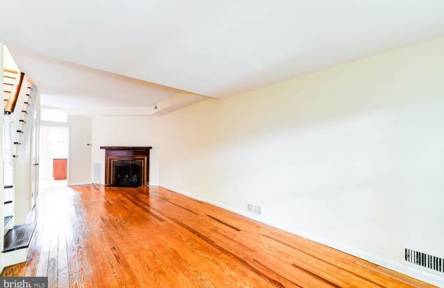 3421 RESERVOIR ROAD NW Gallery 4