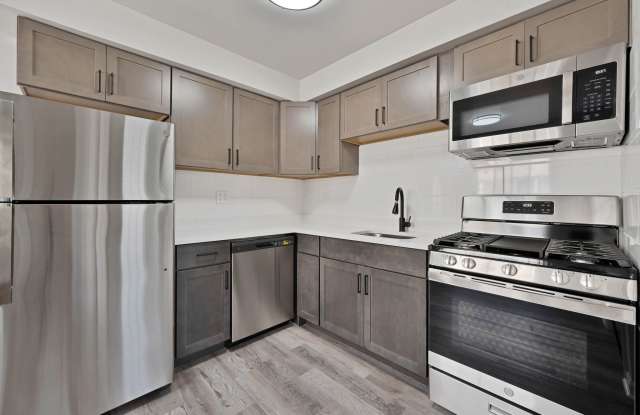 1844 South Fairfield Avenue - 2W - 1844 South Fairfield Avenue, Chicago, IL 60608