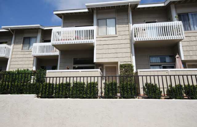 Spacious 3 Bedroom + Bonus Room Townhome with 2-car garage photos photos