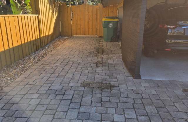 1811 EASTERN Drive photos photos