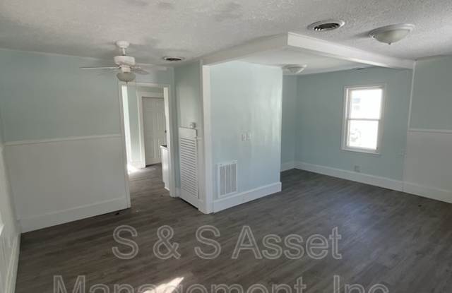 809 Comfort Street photos photos