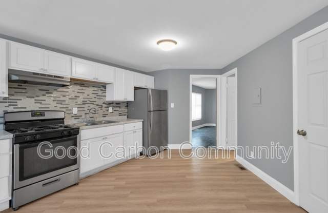 1073 Grant St. photos photos