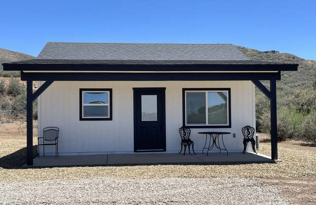 1350 South Peach Trail Gallery 1