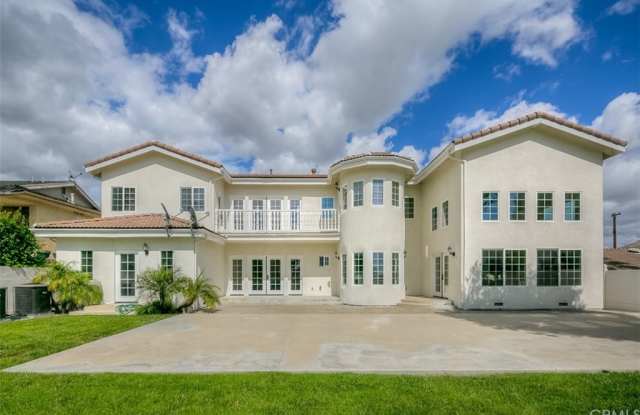 1841 Skyline Way Gallery 2