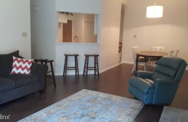 7150 Valley Trl - 7150 Valley Trl, San Antonio, TX 78250
