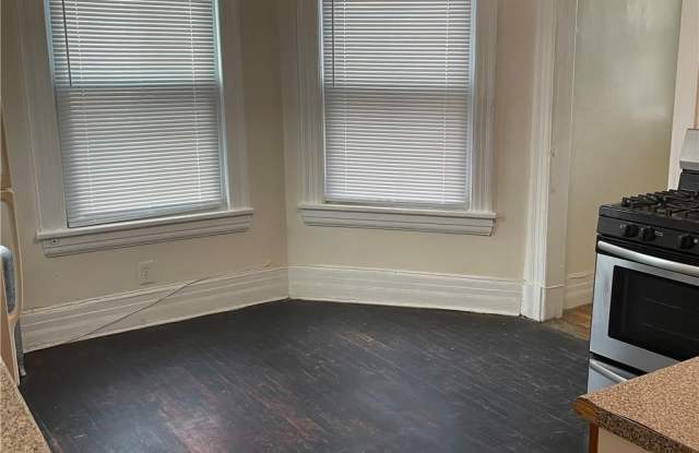 173 Archer Avenue Gallery 3