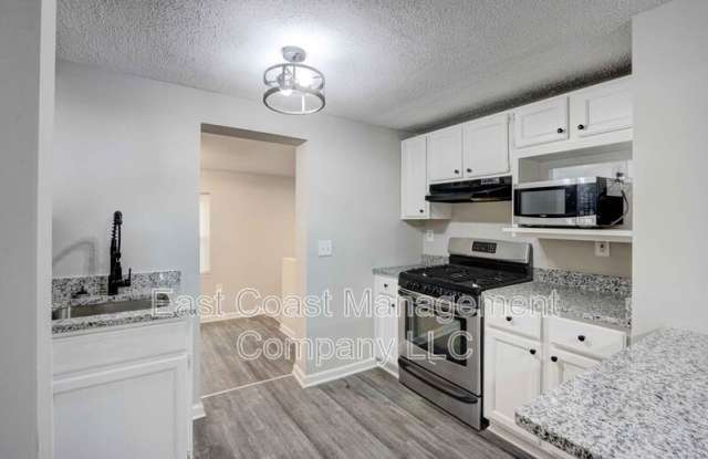 7515 Belmont Ave - 7515 Belmont Avenue, Dundalk, MD 21224