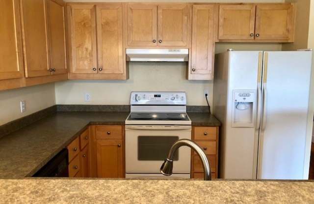 Riverfront Sandpiper Village Condo 2 Bedroom, 2 Baths!! Gallery 1