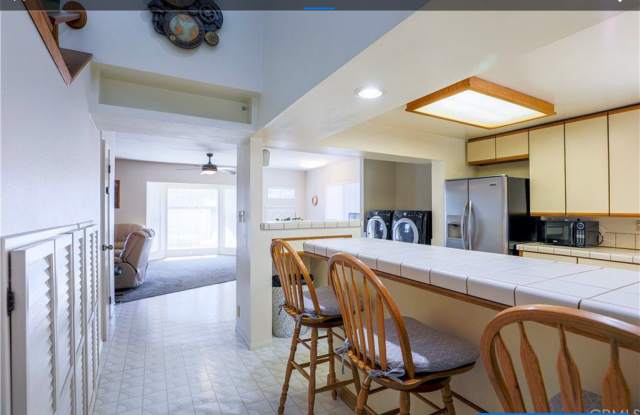 280 South Craig Avenue photos photos