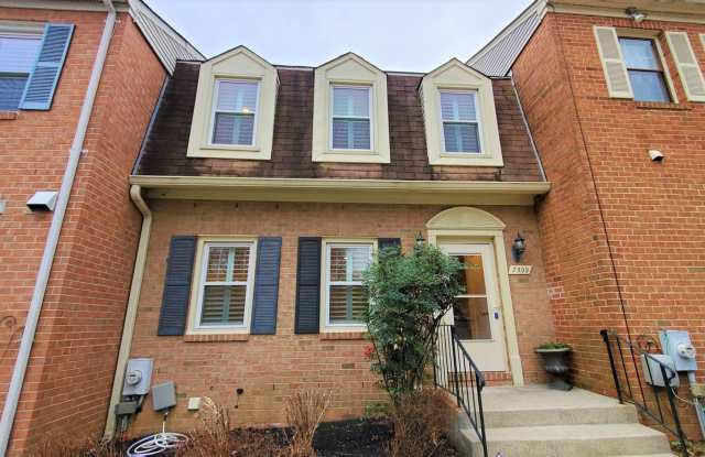 Fabulous 3BR/3.5BA Potomac Townhome, in Inverness Knolls!! photos photos