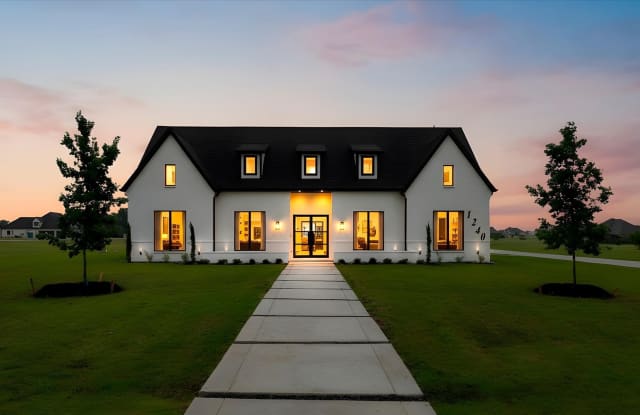 1240 Deerfield Drive photos photos