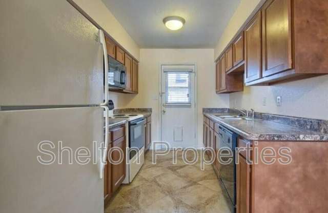 4523 E Camino Cir Unit 2 Gallery 3