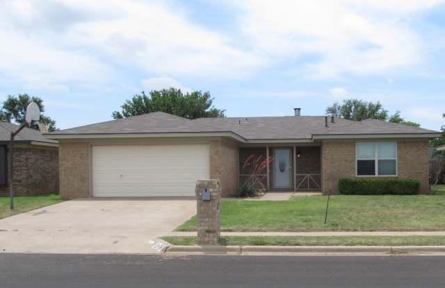GREAT NW LUBBOCK HOME AVAILABLE NOW - 5525 AUBURN - 5525 Auburn Street, Lubbock, TX 79416