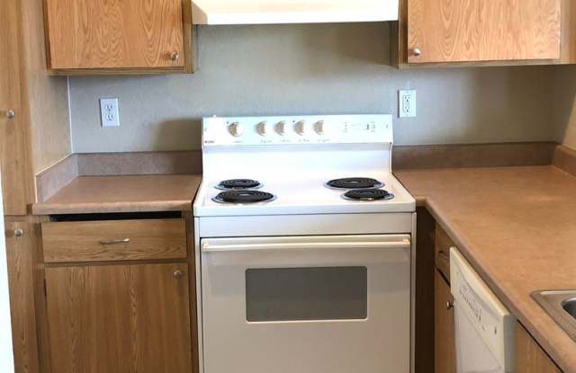 1725 W SunnFjord Lane #J304 Gallery 4
