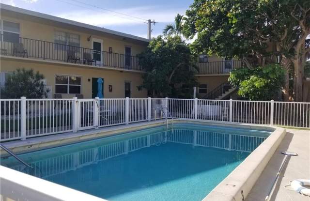 3252 NE 13th St - 3252 Northeast 13th Street, Pompano Beach, FL 33062