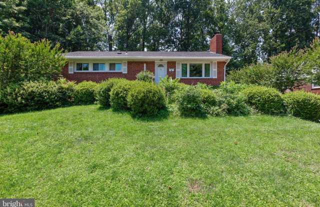5215 RAVENSWORTH ROAD - 5215 Ravensworth Road, North Springfield, VA 22151