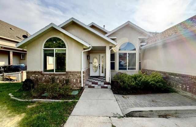 2154 E Wasatch Blvd photos photos