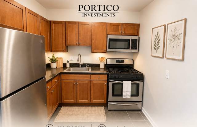 2026 Move-In Special – $500 LEASE SIGNING BONUS!! Spacious 2BR Condo Near Naylor Rd Metro – Washer/Dryer + Reserved Parking!! Gallery 1