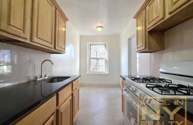 36-20 Parsons Boulevard photos photos