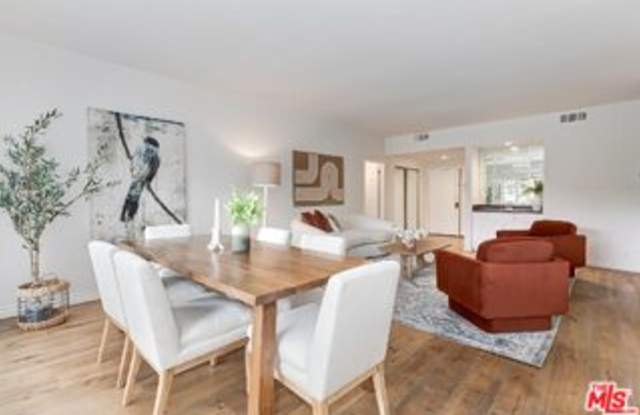 5625 Cambridge Way Gallery 1