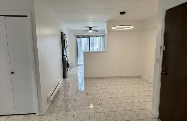 194 South Waters Edge Drive Gallery 4