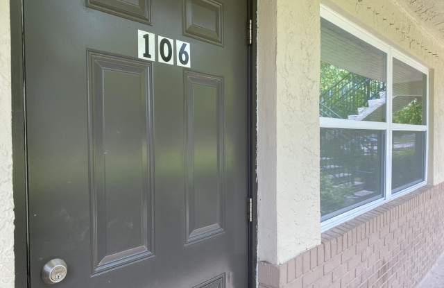207 NW 32nd Court photos photos