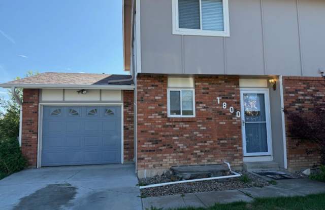 3 Bedroom Townhome in FC! photos photos